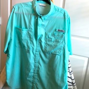 Columbia aqua shirt